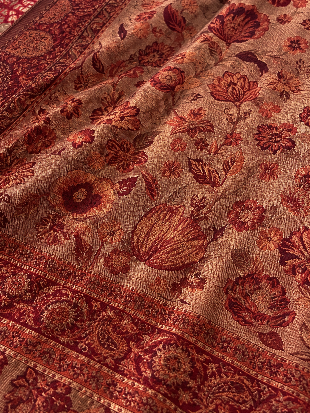 Women shawl
